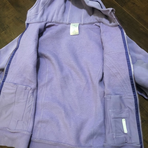 Ivivva hoodie special edition - Picture 5 of 6